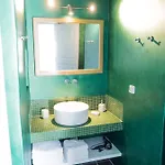 Gorgona Hotel *