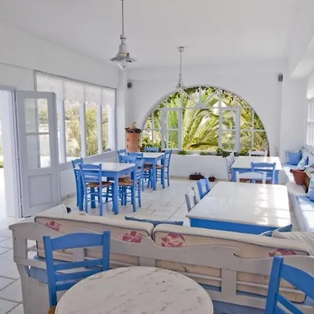 Gorgona Hotel *
